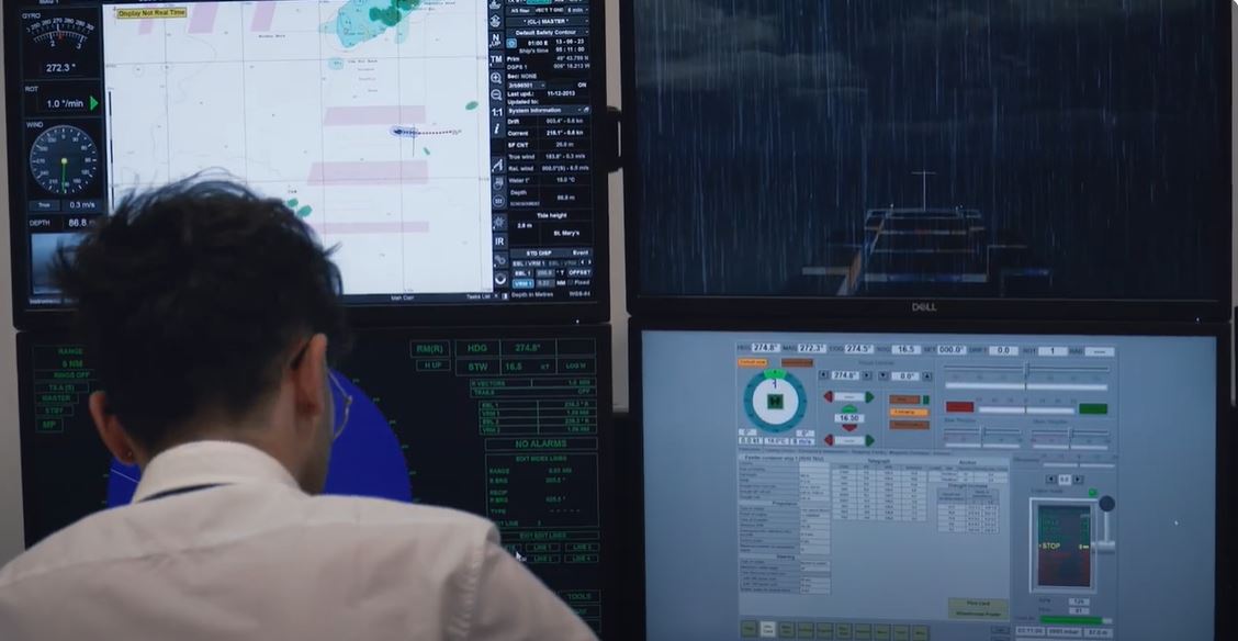 Trieste. Un porto, tante storie - Il simulatore di navigazione 