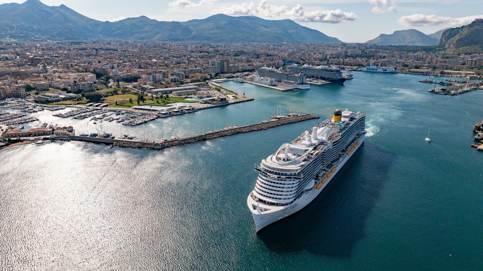 GLI STUDENTI DELL’ISTITUTO D'ISTRUZIONE SUPERIORE “GIOVAN BATTISTA HODIERNA” DI MUSSOMELI (CL)  DOMANI ALLA SCOPERTA DEL PORTO DI PALERMO