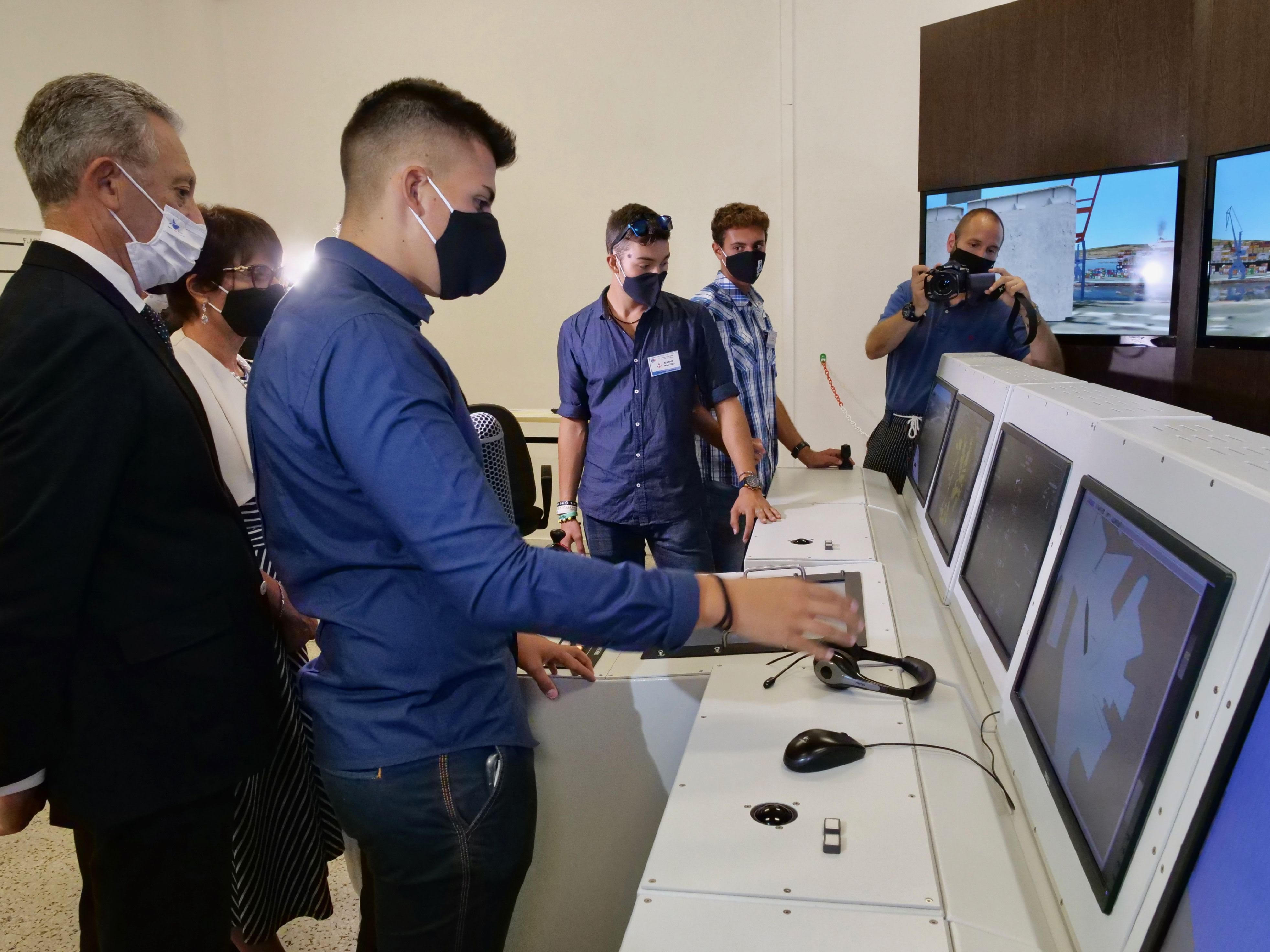 ITALIAN PORT DAYS 2021: PORTO DI ANCONA, NUOVO SOFTWARE PER SIMULATORE NAVALE ISTITUTO NAUTICO