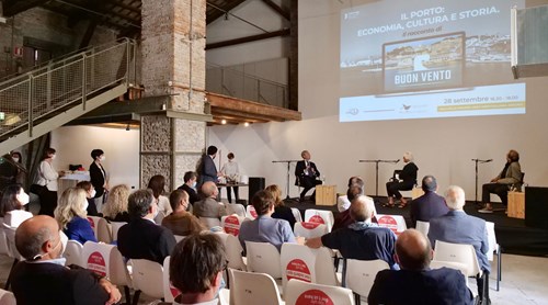 PORTO DI ANCONA - IL PORTO: ECONOMIA, CULTURA E STORIA – IL RACCONTO DI BUON VENTO